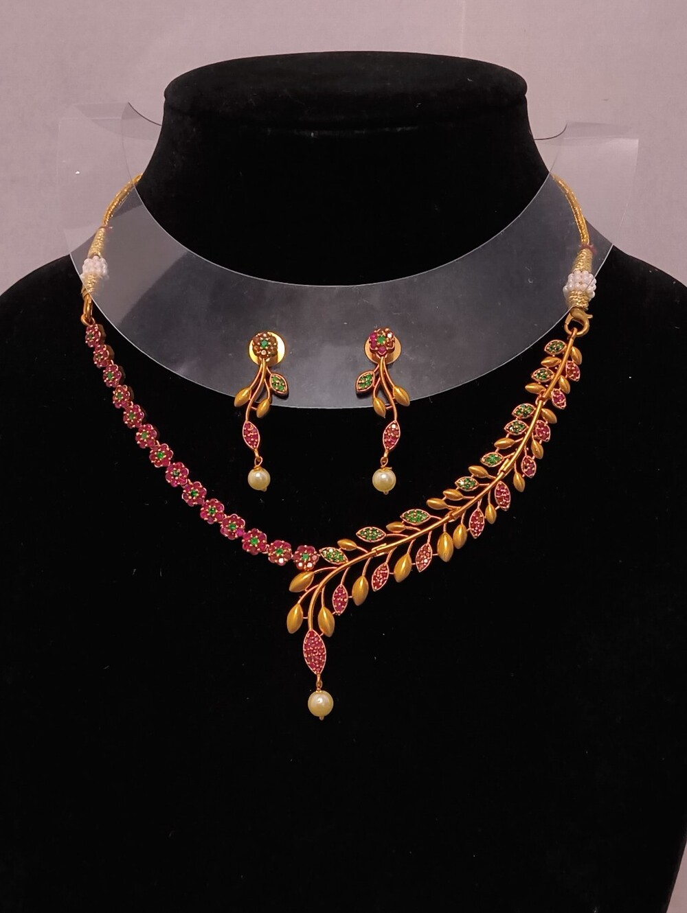 Elegant Gold-Tone Leaf Necklace and Earring Set with Pink and Green Accents